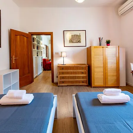 Διαμέρισμα Housmart Ognibene 2 *