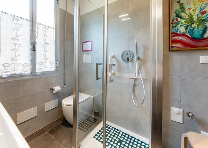 Housmart Ognibene 2 *